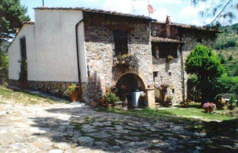 COLONICA FIESOLE Località LE CALDINE